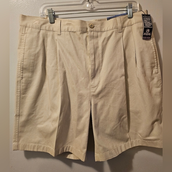 Ahead Authentics Other - Ahead Authentics Khaki Golf Shorts Men's Size 38 NWT